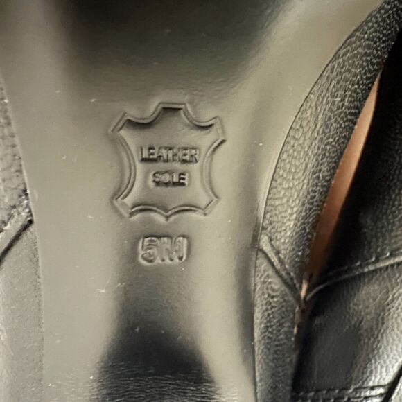 TORY BURCH Bernice Pointed Toe Ankle Boots Black Leather Heeled Booties - Picture 8 of 9